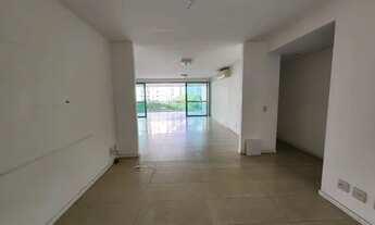 Imagem 7: Apartamento para venda possui 280 metros quadrados com 4 quartos