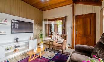 Imagem 2: Casa para Aluguel - Teresópolis, 3 Quartos, 190 m2