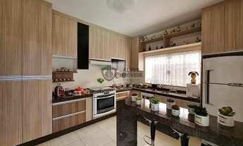 Imagem 7: Casa para venda possui 300 metros quadrados com 4 quartos em Jardim Cristiane - Santo Andr