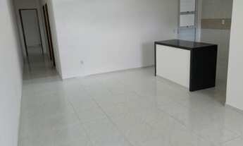 Imagem 3: Linda casa com 02 dormitórios , ilha na cozinha , espaço gourmet integrado e documentação