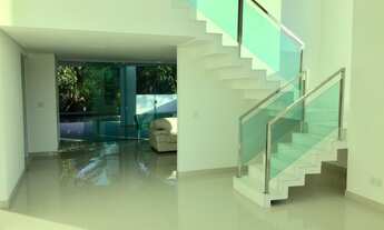 Imagem 7: Casa de alto padrão para venda com 5/4 em condomínio fechado.<br>Estrada do coco/ La