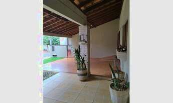 Imagem 2: Linda casa estilo colonial em condomínio fechado