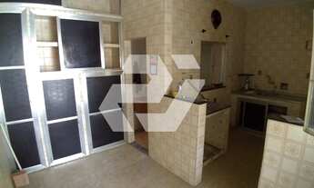 Imagem 3: Casa para venda tem 160 metros quadrados com 4 quartos em Bento Ribeiro - Rio de Janeiro