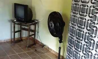 Imagem 4: Aluga-se kitnet mobiliado 600 reais com luz inclusa sem mobília 400