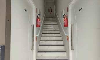 Imagem 5: Apartamento para venda possui 60 metros quadrados com 2 quartos em Centro - Palhoça - SC