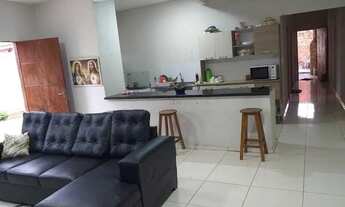 Imagem 5: Casa para venda possui 200 metros quadrados em Grilo - Caucaia - Ceará