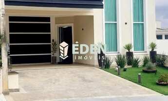 Imagem: Casa Térrea com 3 Quartos e Piscina no