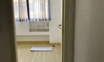 Imagem 6: ÓTIMA SALA COM 37 METROS PRIVATIVOS E BOX ESCRITURADO