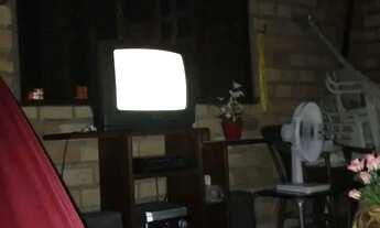 Imagem 4: Vendo Casa de esquina, frente leste, terreno 19 x 30, á poucos metros do Mar - Toda Escrit