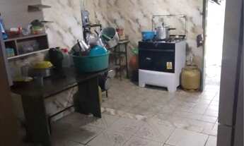 Imagem 3: Vende-se no Tenone (D