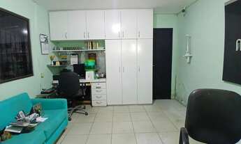 Imagem 4: Galpão com área 505,75m² de área total, este imóvel oferece um espaço moderno, funcional e