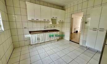 Imagem 2: Casa com 2 dormitórios para alugar, 166 m² por R$ 3.061/mês - Jardim Maria Rosa - Taboão d