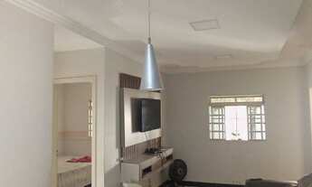 Imagem: Casa Toda Com Varanda,Quintal Amplo. Próximo