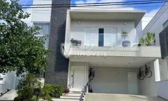 Imagem: Casa de Condomínio à venda, 3 quartos