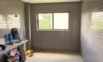 Imagem 5: Alphaville Litoral Norte II, acabamento alto padrão, 470m², 4 suítes, closet e hidro, sala