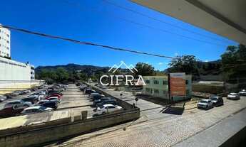 Imagem 7: Apartamento com Terraço - Aluguel - 02 suítes - 240m2 - Semi Mobiliado - Rua Coelho Neto