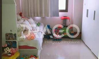 Imagem 6: Edifício Maria Irene com quatro quartos e a poucos metros da praia