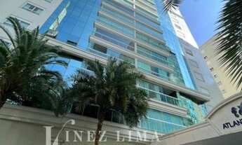 Imagem 2: Alto Padrão para Venda em Itapema, meia praia, 4 dormitórios, 4 suítes, 5 banheiros, 3 vag