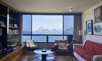 Imagem 3: Praia. Maravilhoso Apto, frente mar . Com 4 qts e 2 vagas . Andar alto e mobiliado . Frent