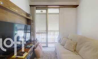 Imagem 2: Apartamento para venda possui 70 metros quadrados com 2 quartos em Botafogo - Rio de Janei