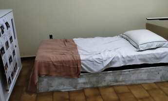 Imagem: Alugo quarto em casa de família