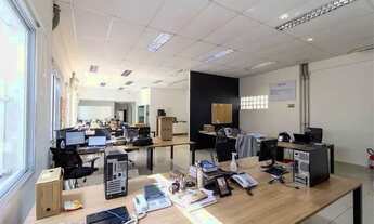 Imagem 7: Casa Comercial para Locação em São Paulo, Sumaré, 6 dormitórios, 2 suítes, 5 banheiros, 4