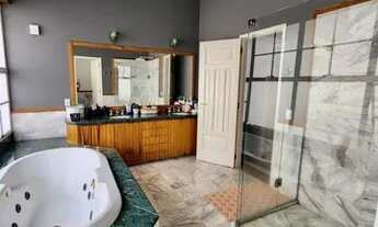 Imagem 4: Casa para locação mobiliada com 4 suites no Residencial Alphaville 5