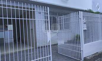 Imagem 2: Sobrado de 3 Dormitórios no Boqueirão - Santos