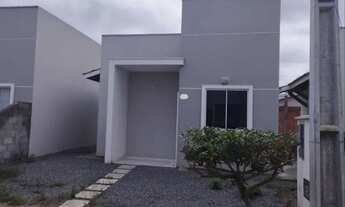 Imagem: Casa 2/4 em condomínio fechado, no Parque