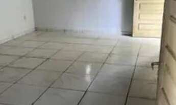 Imagem 5: Alugo Ampla Casa com 5 Quartos, Quintal, Próx. à vários Pontos Turísticos