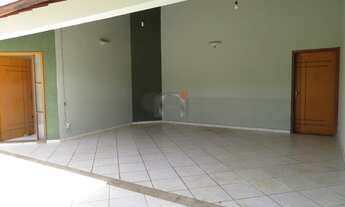 Imagem 2: CASA TÉRREA A 50 METROS DO PARQUE ECOLÓGICO EM UM DOS MELHORES BAIRROS RESIDENCIAIS DE IND