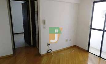 Imagem 2: Apartamento com 1 dormitório para alugar, 47 m² por R$ 920/mês - Cristo Rei - Curitiba/PR