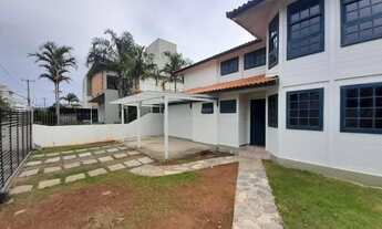 Imagem: Casa de 4 quartos para alugar no bairro