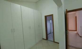 Imagem 3: ALUGO EXELENTE CASA NO PARQUE 10 COM 4 DORMITÓRIOS