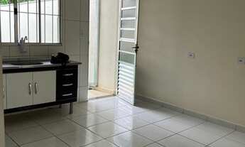 Imagem 3: Sobrado para venda possui 98 metros quadrados com 3 quartos em Parque dos Príncipes - Jaca