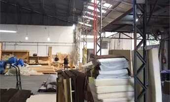 Imagem 2: Galpão com 1.500 m², 5 salas e ótima localização!