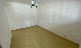 Imagem 2: Apto amplo, em prédio baixo, com portaria eletrônica, px. ao metro Clinicas e Sumaré