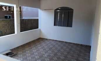 Imagem 5: CASA COM 3 QUARTOS E DOIS BANHEIROS, TERRENO AMPLO. PRÓXIMO A VÁRIOS COMÉRCIOS. (S