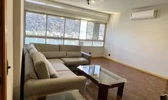 Imagem 4: Apartamento para aluguel possui 140 metros quadrados com 4 quartos em Lagoa - Rio de Janei