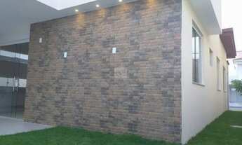 Imagem 2: Casa Lindíssima no Terras Alphaville 2 com 3/4, sala com pé direito alto