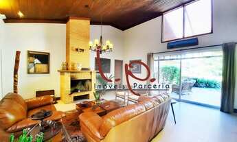 Imagem 4: Casa Primorosa,Condomínio Quinta do Lago Itaipava,5 Suítes,630m²,Mobiliada,Espetacular Áre