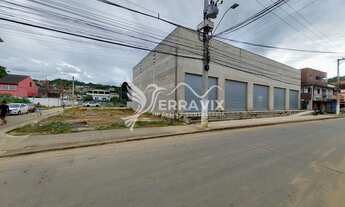 Imagem: Flexal I - Loja 550 m², estacionamento