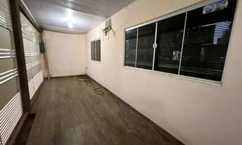 Imagem 2: Casa para venda possui 200 metros quadrados com 2 quartos em Maria Ortiz - Vitória - Espír