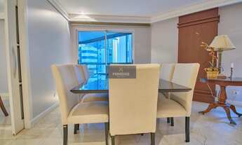 Imagem 7: Apartamento de Alto Padrão no Bairro Batel/Agua Verde, 4 quartos, 2 suites, hidro, closet