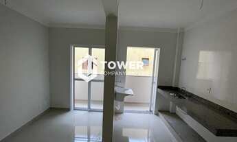 Imagem 4: Apto 50m² de 2 quartos sendo 1 suíte, sala com sacada integrada a cozinha, todo no porcela