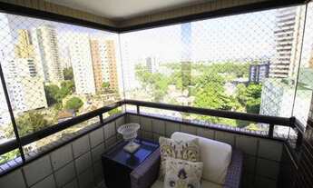 Imagem 1: Apartamento para venda tem 236 m2 com 4 quartos em Casa Forte - Recife - PE