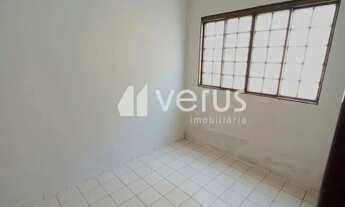 Imagem 2: Casa para aluguel tem 180 m² com 03 quartos no Bairro Tibery em Uberlândia - MG