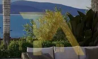 Imagem 2: Casa contemporânea com vista eterna para o mar em Garopaba