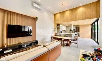 Imagem 2: Casa Mobiliada em Condomínio | 3 Suítes | 4 Vagas de Garagem