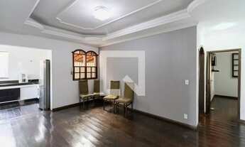 Imagem 5: Casa à Venda - Castelo, 3 Quartos, 420 m2